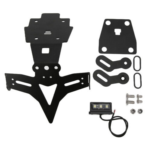 Nero supporto per targa con 3 LED GSX-S750 2017-21 1