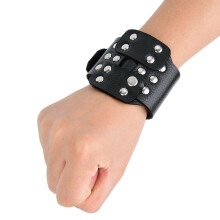 Braccialetto da polso in PU e acciaio Cap36gDimensioni 26x6,2 cm Nero