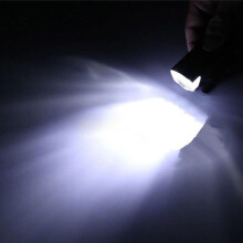 Set di fari frontali LED USB ricaricabili da 300 lm nero