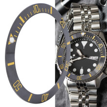 Inserto della ghiera: Esterno 3,8 cm Interno 3,05 cm Nero+Oro