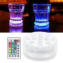 Luce subacquea RGB per piscina IP68 50x50SMD 7x7x3cm 150mAh