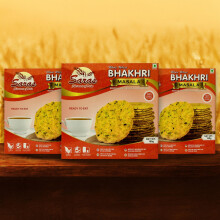 Saras Bhakhri Masala – Roasted Whole Wheat Flatbread Snack with Indian Spices – 180g (Pack of 3)