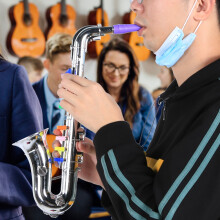 Plastik Kinder Mini-Saxofon Spielzeug Silber oder Gold für Kinder Musikalischer Spaß
