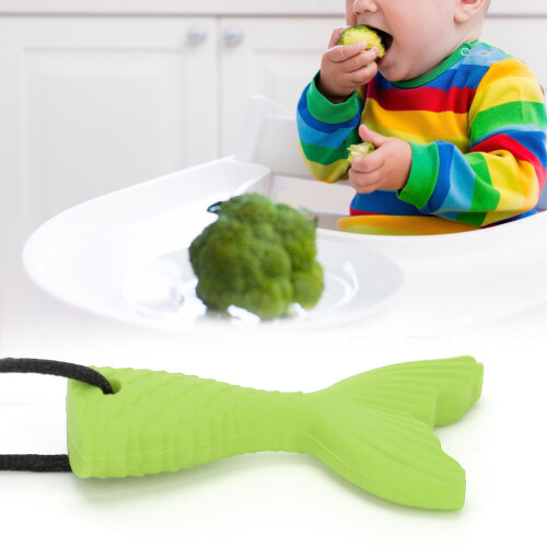 Silicone Fish Tail Shape Teether Baby Chewing Pendant Necklace Teething StickGreen