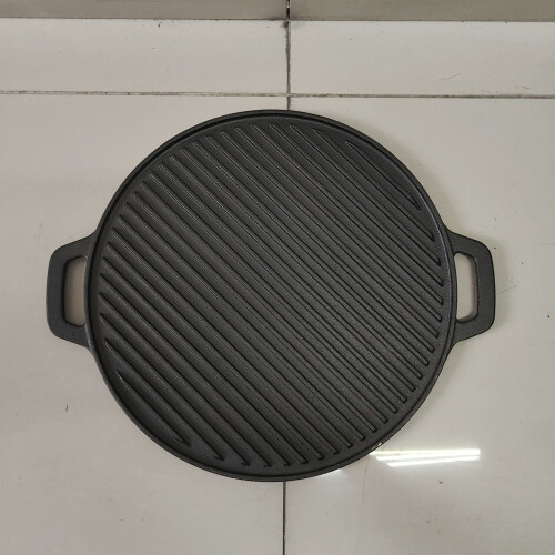 Living And Home 32.5CM Pre-Seasoned Double-sided Round Cast Iron Grill Pan 2