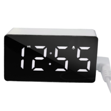 Digital Clock TEMP Date 3 Alarms Power-Off Memory Table Clock White