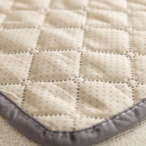 Waterproof dog blanket 100 x 127 cm, durable sofa and bed protector, non-slip blanket, light gray 2