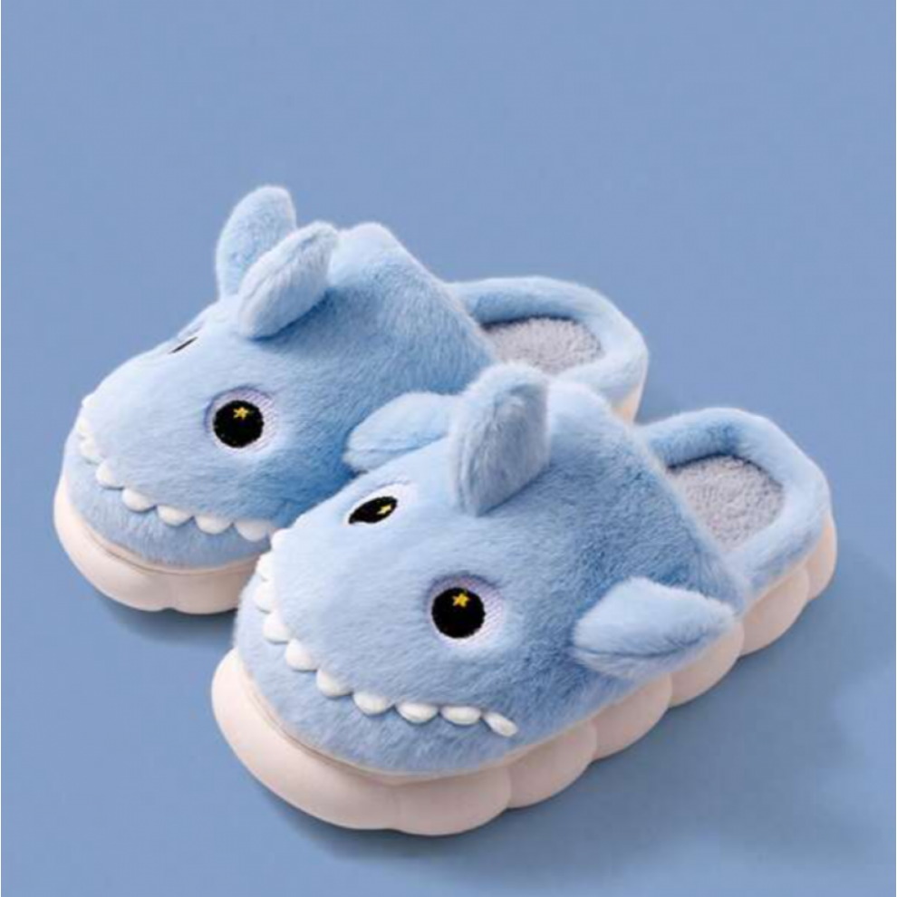 (36 37) Chaussons chauds pour la maison au design de requin mignon