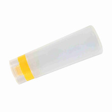 4‑Hole Squeeze Type Sauce Bottle Safe Resin For Ketchup Jam Mayonnaise Olive Oil Yellow/Red