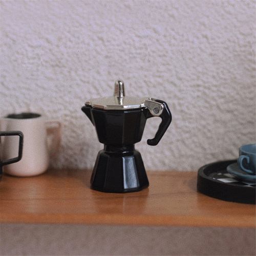 Miniature Scene Toy Simulation Mini Coffee Pot Red 1