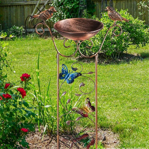 Buiten vogelbad vlindertuin trellis tuindecoratie 1