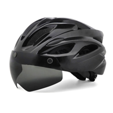 Capacete de ciclismo com lanterna traseira e óculos de proteção ajustáveis para homens e mulheres, preto.