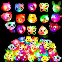 SOFLIY 99 Stck LED-Leuchtringe  bunt blinkende holprige Ringe, Fingerspielzeug, Neuheit, leuchtet im Dunkeln, weiches Gelee, blinkende Ringe, Party