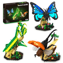 Insect Collection Building Toy Set with Life-Size Blue Butterfly Mantis and Beetle Display Models Fun Gift for Nature Lovers Bug Building Off