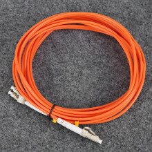 Robustes 9.8ft LC LC Singlemode Faseroptik Jumperkabel für Networking