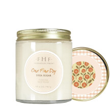 FarmHouse Fresh Face Exfoliator Sugar Face Scrub Gyengd hmlaszt arctisztt shea vajjal. One Fine Day hibtlan arclakk. 6 Fl Oz