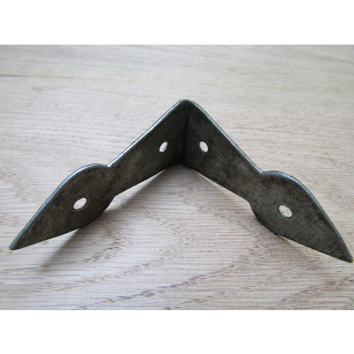 Pack Of 2 Arrow Head Corner Brace Antique Iron Large.