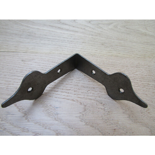 Pack Of 2 Spear Head Corner Brace Antique Iron.