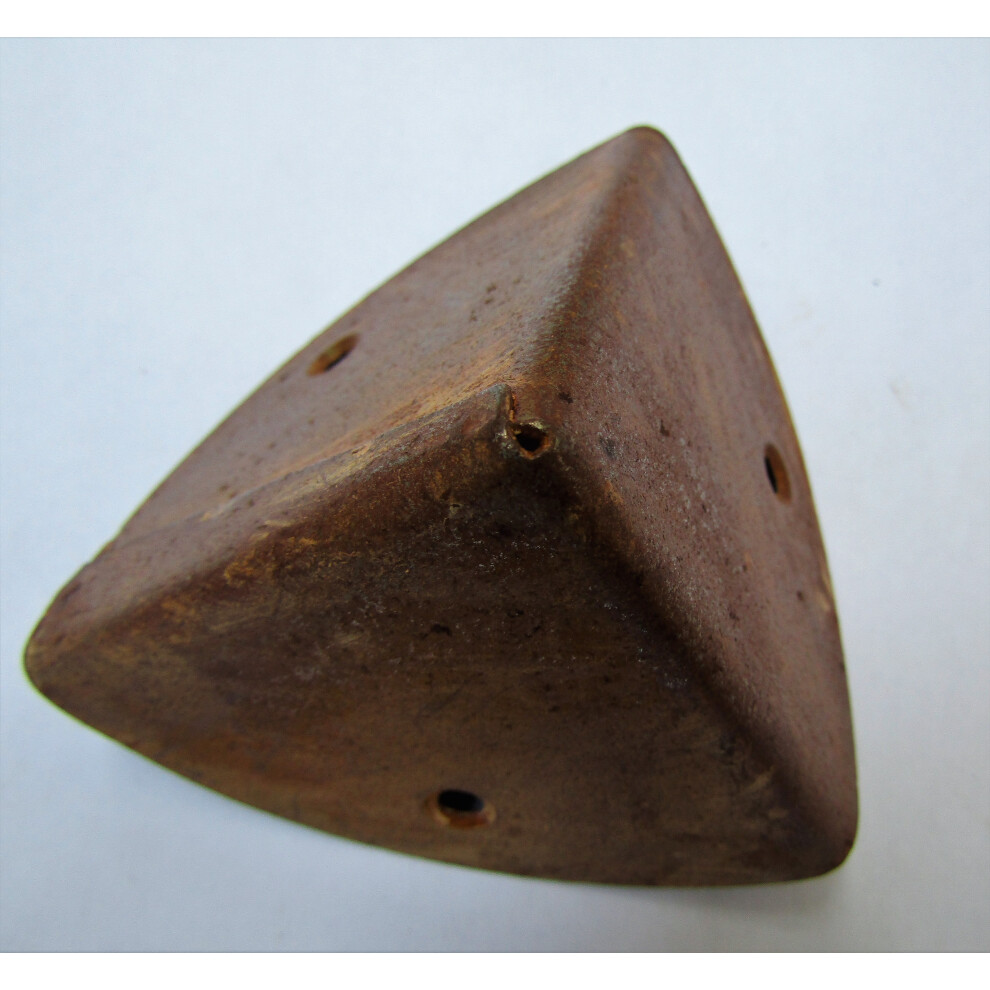 Pack Of 4 Large 70Mm Round Chest Corners Rust. 5057067950972