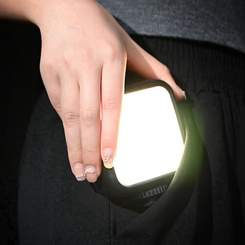 Mini RGB Fuld Farve Fyldlys LED Bærbar Atmosfære Videolampe 1