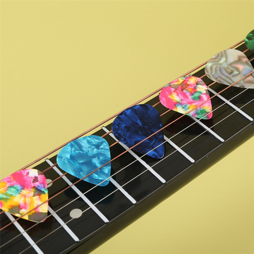 A 30Pcs Guitar Picks Plectrums Celluloid Guitar Picks 2