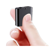 Mini Gravador Ativado Por Voz de 32 Gb para Carro Palestras Reuniões Magnético Um dos Menores Gravadores Gravação em Espera de 30 Dias Preto