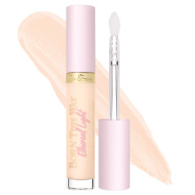 Too Faced Born This Way terisk lysoplysende udjvnende concealer | Hyaluronsyre + vandtt 0,17 Fl Oz Milkshake