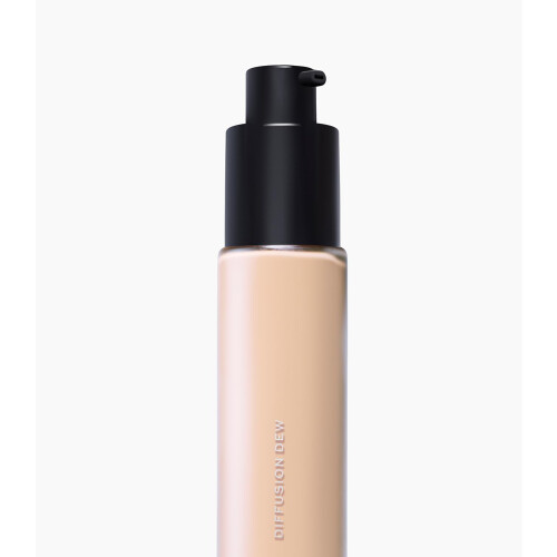 MAKE Beauty  Diffusion Dew  strahlende Hauttnung (Neutral 02) 1