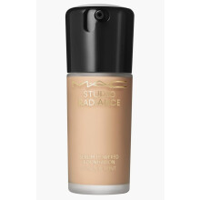 MAC Studio Radiance Serum Powered Foundation NW18