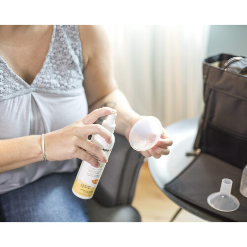 Medela Quick Clean Σπρέι Απολύμανσης Αντλίας Γάλακτος και Αξεσουάρ 8 oz 1
