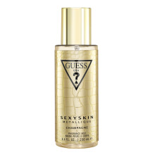 GUESS seksowna mgielka zapachowa Skin Metallique Champagne dla kobiet 8.4 Fl. Oz.