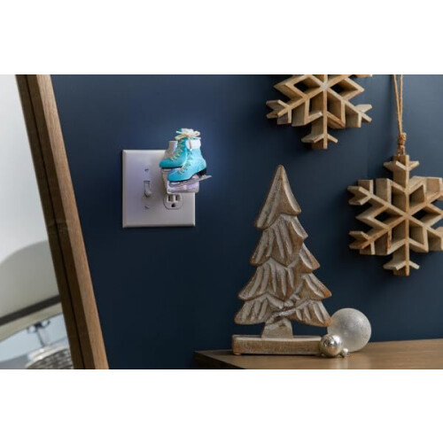 Yankee Candle Yankee Candle Ice Skates ScentPlug Diffuser with LED Light Sensor - Blue Skates with White Shoelaces 2