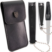 3 Swords Germany  znackov kvalita nehtu na rukou a nohou Clipper Manikra Pedikra Pce o nehty s kovovm pilnkem a pouzdrem Black Edition
