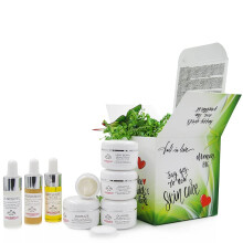 Sweetsation Therapy/YUNASENCE Box tajemstv krsy. Cestovn kolekce 8 klcovch produktu. Facial Hyaluronic Srum Facial Oil Multi Vitamin Serum Anti