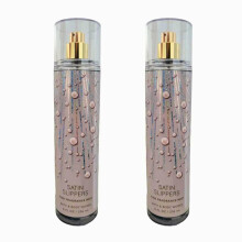 Bath & Body Works Fine Fragrance Mist Set van 2 flessen 8oz per fles (satijnen pantoffels)