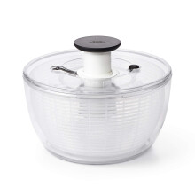 Salad Spinner for Kitchen Use with Efficient Drying Function
