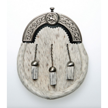 (Large Chain) Stunning Bovine Full Dress Sporran with Traditional Antique Lion Design Cantle