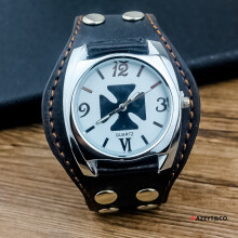 (Black with white face) Men's leather belt motorcycle watch with a retro large dial, orange leather belt and cross-shaped stone face