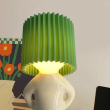 Novelty Funny Gag Shy Little Boy Creative Small Lamp for Christmas Home Decoration Ref:TDy