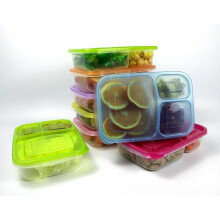 Reusable 3-compartment food container, suitable for school, work and travel, 4-piece set (red)