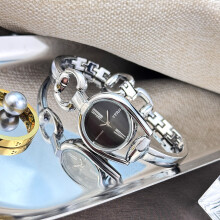 (Silver shell, black face) Retro button bracelet watch, fashionable ladies' bracelet, casual and fashionable quartz watch