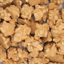 (225g Sweet Pouch) Caramel and Sea Salt Peanut Clusters
