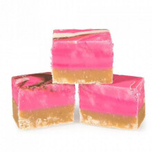 (225g Sweet Pouch) Strawberry Cheesecake Fudge