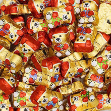 (2.2kg Sweet Jar) Golden Bear Milk Chocolates