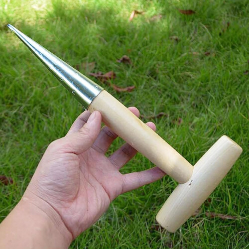 Seedling planting hole drill  Tshaped cutting tool for plants  young plants 1