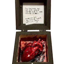 (C) 3D My Heart in a Box - Funny Human Heart Ornament, Valentine's Day Gift for Lovers