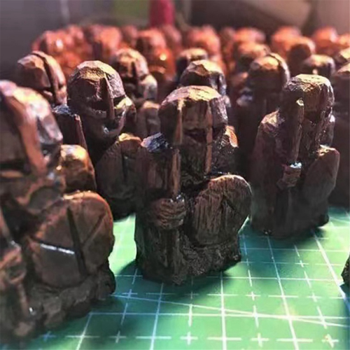 Lyxigt resechackset - schackbräda och hartsfigur 2