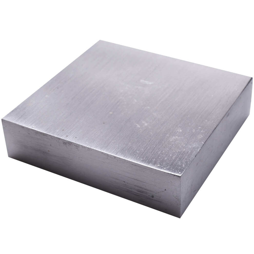 Werkbanken Met Gouden Hamer En Ijzeren Aambeeld, Onbewerkt Voor Je-image