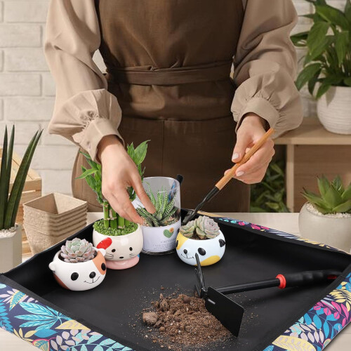 Repotting Mat for Indoor Plants, Foldable,, Floral Pattern (29.5x29.5 Inch) 1