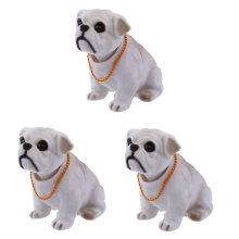 Decorazione per auto a forma di cane bulldog che scuote la testa e annuisce, colore bianco chiaro